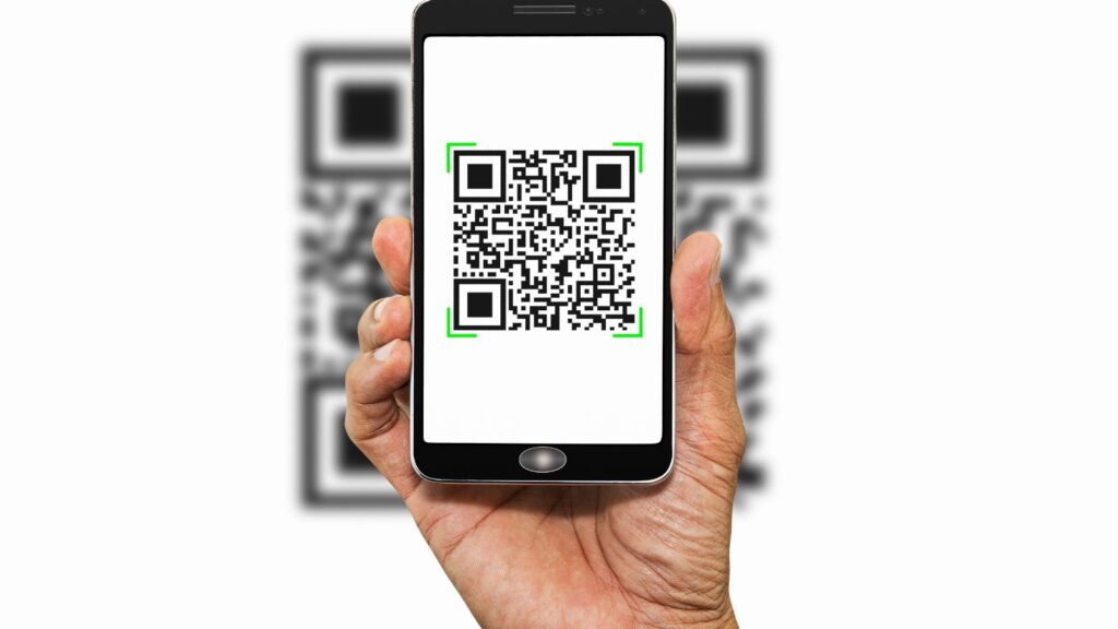 Skanowanie kodu QR umożliwia szybki dostęp do informacji, stron internetowych lub aplikacji.